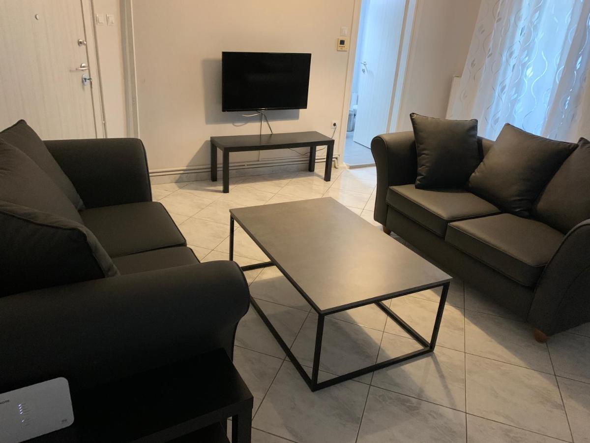 Apartment 30M From The Sea Thessaloniki Exterior foto