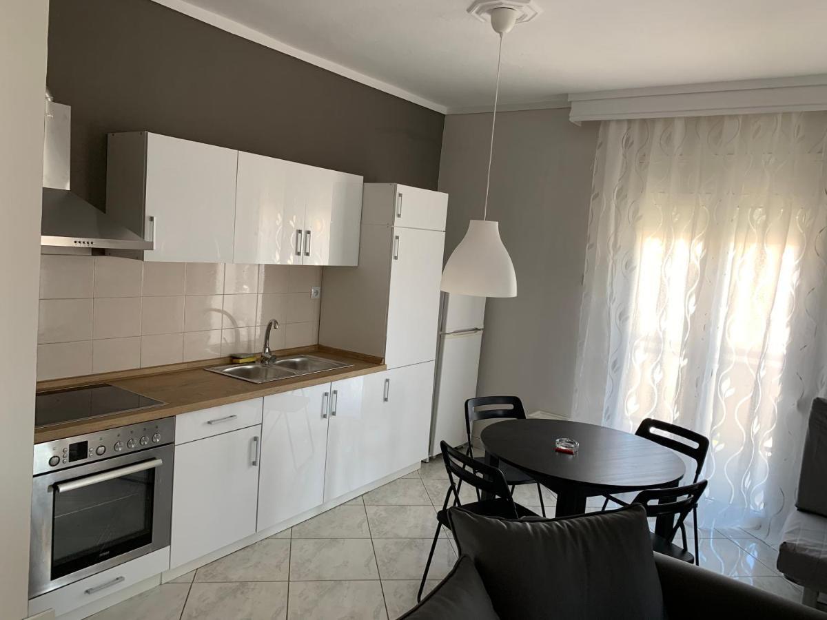 Apartment 30M From The Sea Thessaloniki Exterior foto
